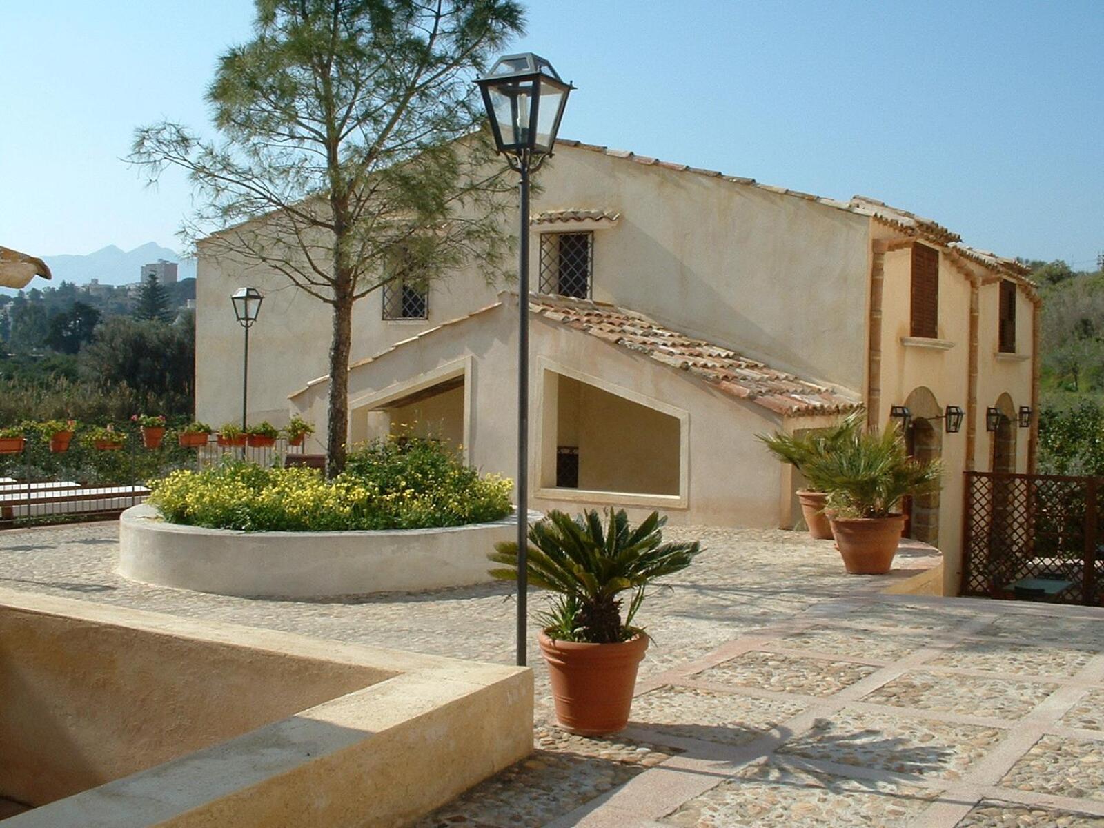 Agriturismo Villa Cefalà Santa Flavia Exterior foto